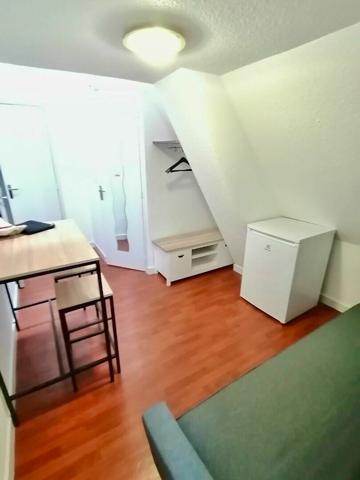 Appartement à louer    1 pièce •    Poitiers