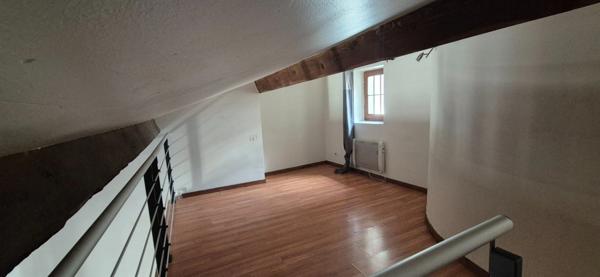 Immeuble à vendre en Centre Ville a SAINT AMBROIX (30)