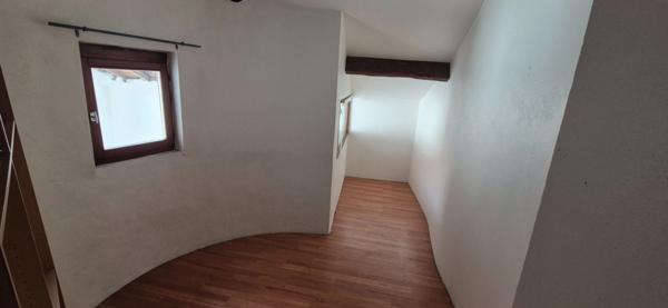 Immeuble à vendre en Centre Ville a SAINT AMBROIX (30)