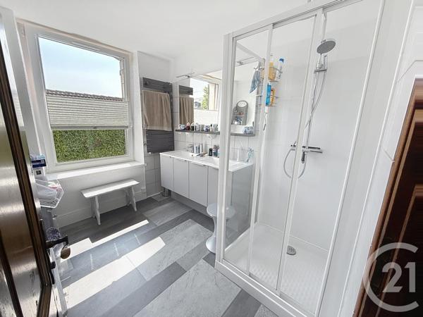 Appartement F4 à vendre  4 pièces - 106,10 m2 REMIREMONT - 88