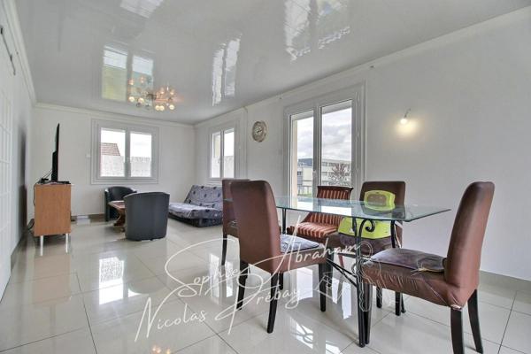 Maison, 6 chambres, sur sous-sol total avec jardin clos