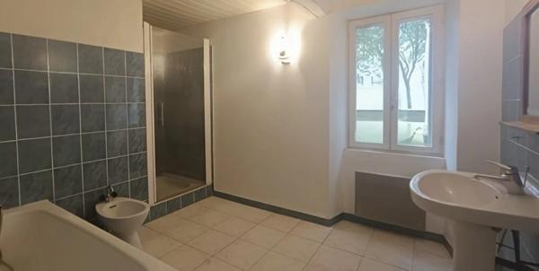 Maison à vendre 4 pièces EUGENIE LES BAINS (40)