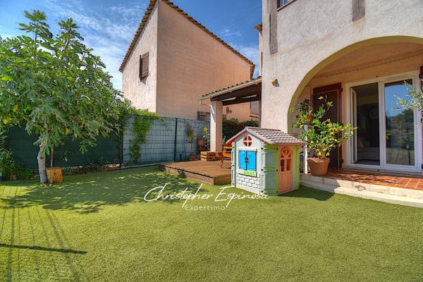 Grasse (06130) Exclusivité! Villa mitoyenne 86m2, 4 pièces, jardin, garage.