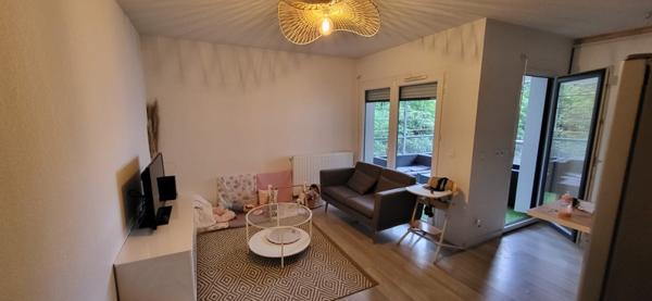 Appartement à vendre |  Cenon |  2 pièces | 44,5 m²