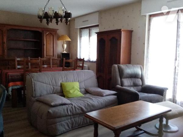 résidence "Le Chat Botté" 2ème étg avec ascenseur, appartement T3 de 73,89 m² , parking aérien, cave