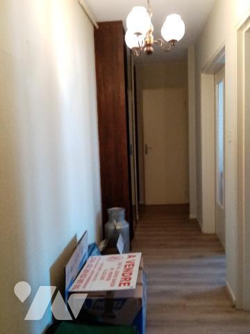 résidence "Le Chat Botté" 2ème étg avec ascenseur, appartement T3 de 73,89 m² , parking aérien, cave