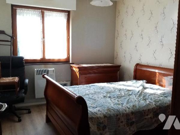 résidence "Le Chat Botté" 2ème étg avec ascenseur, appartement T3 de 73,89 m² , parking aérien, cave