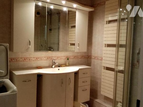 résidence "Le Chat Botté" 2ème étg avec ascenseur, appartement T3 de 73,89 m² , parking aérien, cave