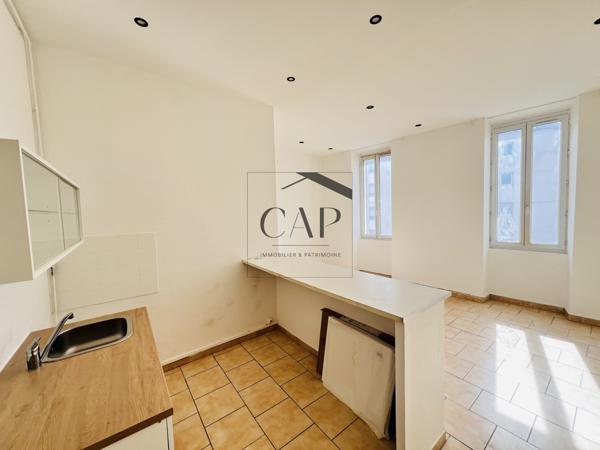 Marseille (13010) À VENDRE — Appartement T2 de 45 m² — Marseille 10e (La Capelette)