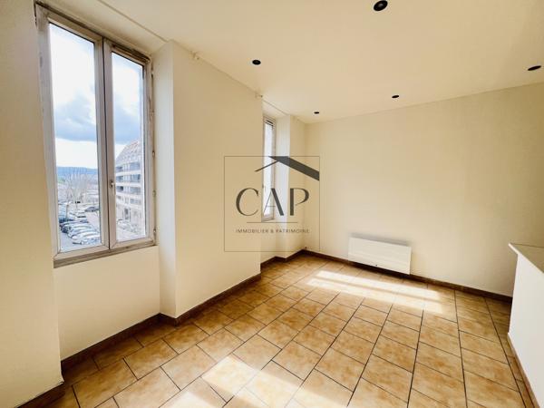 Marseille (13010) À VENDRE — Appartement T2 de 45 m² — Marseille 10e (La Capelette)