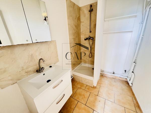 Marseille (13010) À VENDRE — Appartement T2 de 45 m² — Marseille 10e (La Capelette)