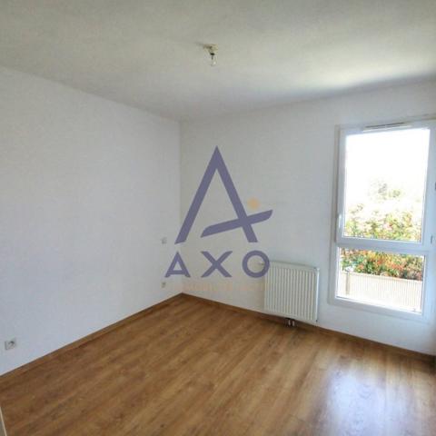 Appartement T4 de 74m² en duplex avec jardin, garage et parking à Mérignac