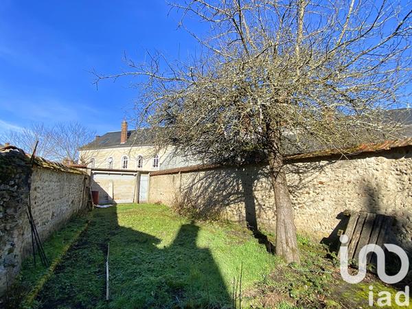 Immeuble à vendre 400 m² Saint-Fargeau