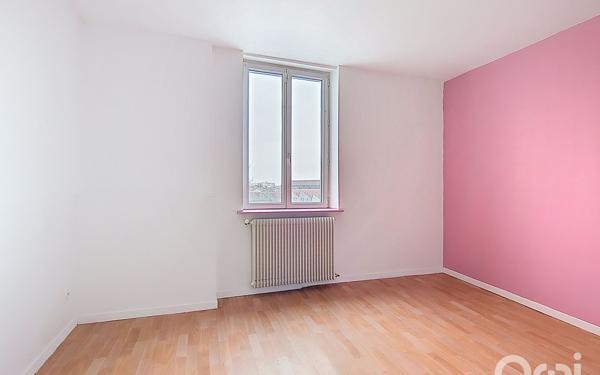 Appartement à vendre    3 pièces • 74 m2 Maxéville