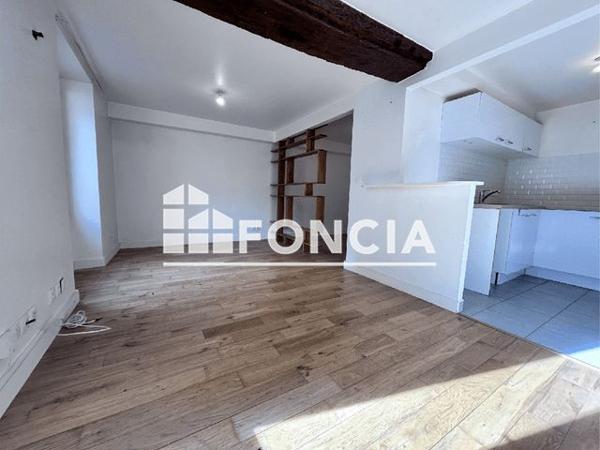 Location Studio 33.35 m² - 24 RUE HERVET Rueil Malmaison 92500