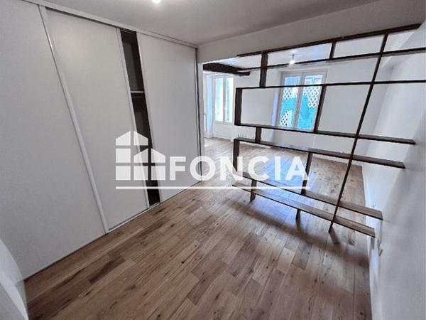 Location Studio 33.35 m² - 24 RUE HERVET Rueil Malmaison 92500