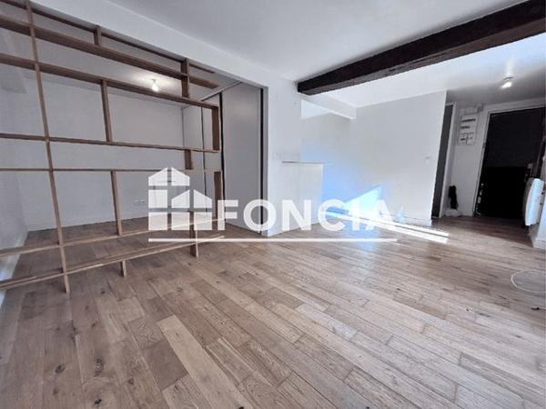 Location Studio 33.35 m² - 24 RUE HERVET Rueil Malmaison 92500