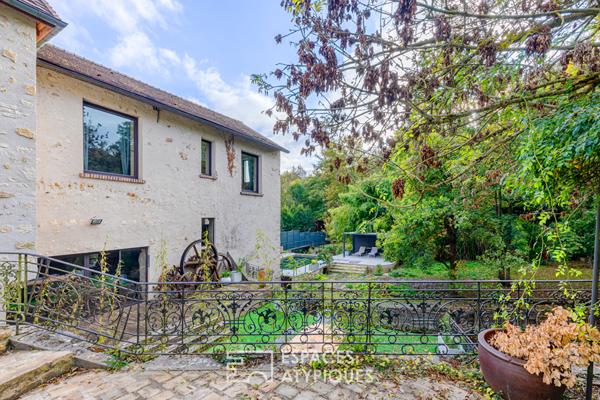 Moulin du XVIIe siècle à Maule