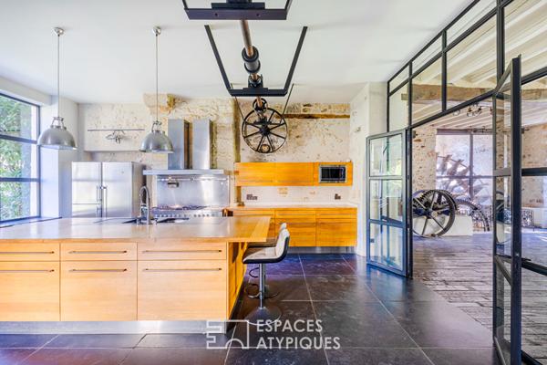 Moulin du XVIIe siècle à Maule