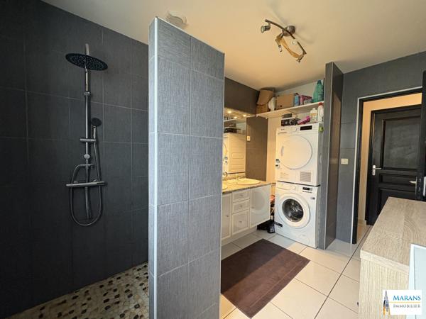 Maison au bord d’une conche – L’Île-d’Elle