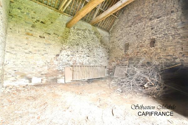 Maison rénovée + ancienne maison + (granges, écurie, étable) LES PAS-PONTORSON (50) en Baie du Mont Saint Michel