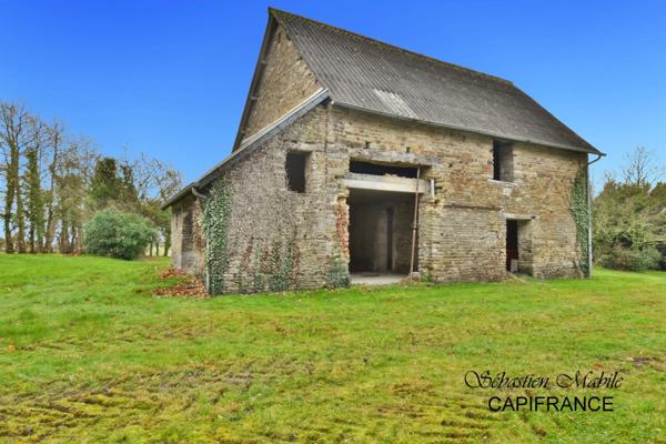 Maison rénovée + ancienne maison + (granges, écurie, étable) LES PAS-PONTORSON (50) en Baie du Mont Saint Michel