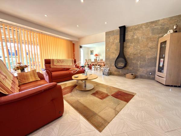 Maison à vendre 6 pièces de 190 m²