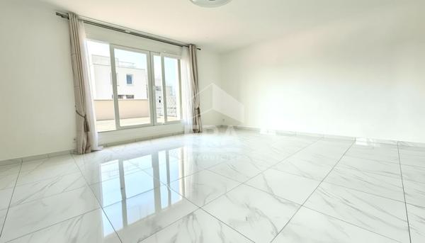 Appartement Evry 4 pièces de 80 m2 et ses 2 terrasses