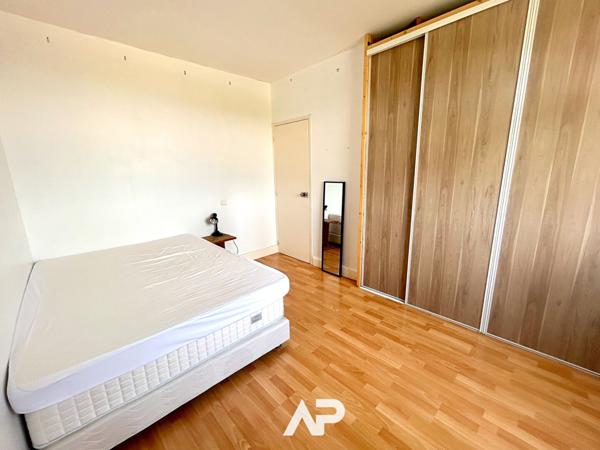 T2 - VUE MER - Minimes - LA ROCHELLE €274 000 ** - Référence MR589D2