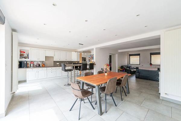 Maison à vendre 5 pièces 93m² Cambrai (59400)