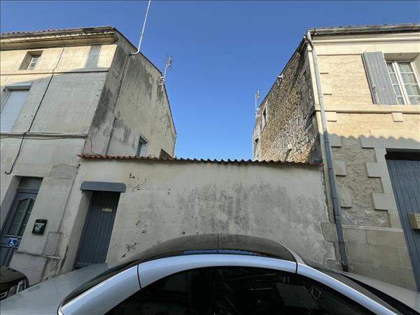 Immeuble à vendre |  Pons |  135 m²