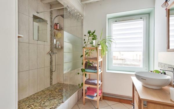 Maison à vendre    4 pièces •  Soucieu-en-Jarrest