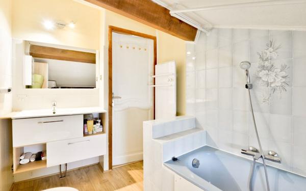 Maison à vendre    4 pièces •  Soucieu-en-Jarrest