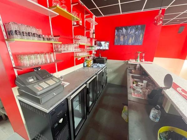 Vente Local commercial 99 m2 à Villeneuve-Saint-Georges