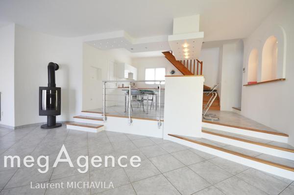 Maison à BEZIERS, 34500 - 4 pièces 98m²