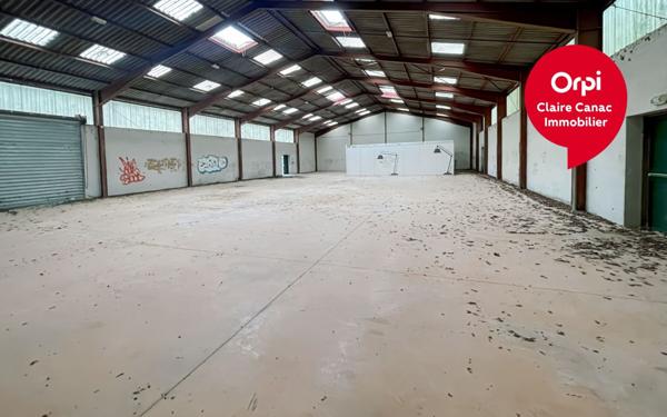 Maison à vendre    15 pièces •  Saint-Amans-Valtoret