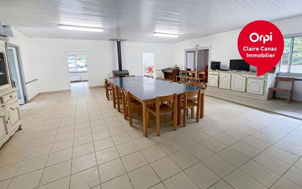 Maison à vendre    15 pièces •  Saint-Amans-Valtoret