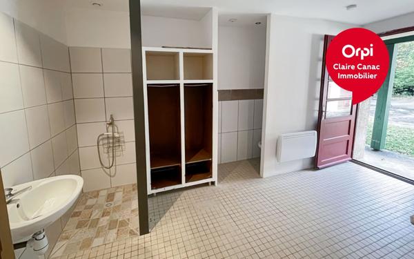 Maison à vendre    15 pièces •  Saint-Amans-Valtoret