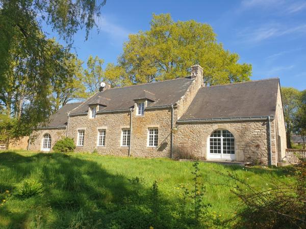 Maison à VIGNEUX-DE-BRETAGNE, 44360 - 8 pièces 295m²