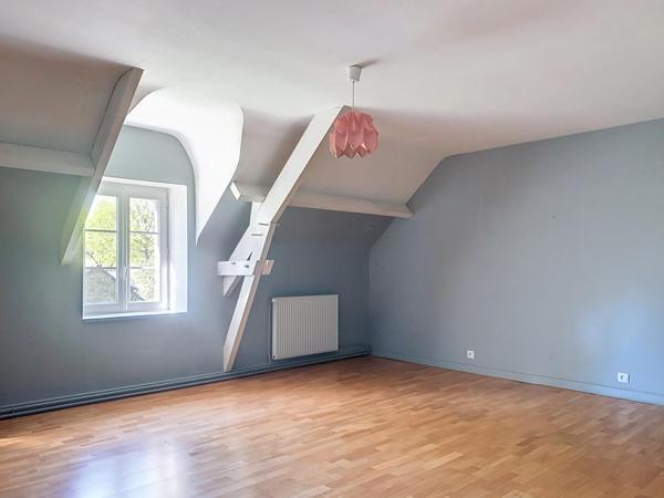 Maison à VIGNEUX-DE-BRETAGNE, 44360 - 8 pièces 295m²