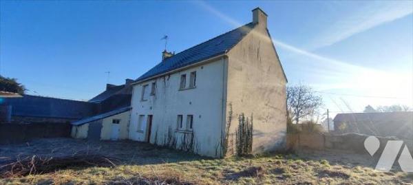 RIEUX - 143/140M - Proche REDON, maison de 2 logements de type 3, d'environ 60 m² chacun, Greni...