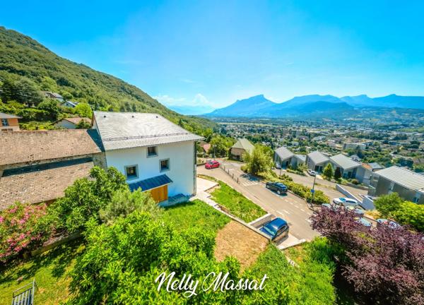 Maison à vendre 4 pièces BARBY (73) - Vue exceptionnelle et rénovation de qualité - Authentique maison de caractère avec jardin et garage