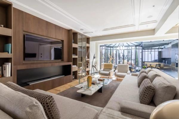 NEUILLY SUR SEINE/ PASTEUR/ MAISON D'EXCEPTION