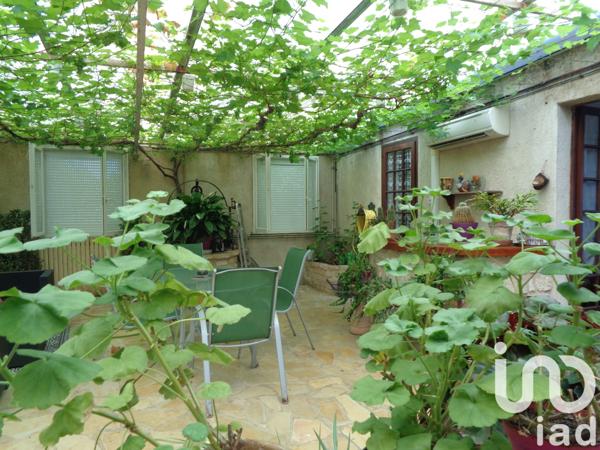 Maison à vendre 8 pièces 200 m² Bussac-sur-Charente