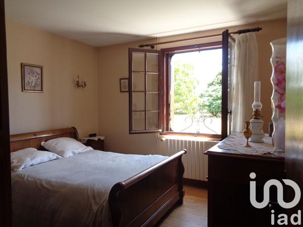 Maison à vendre 8 pièces 200 m² Bussac-sur-Charente