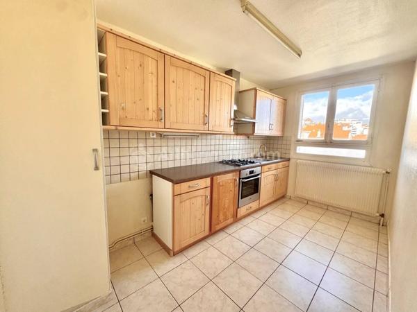 Vente Appartement 3 pièces 58 m2 à Clermont-Ferrand