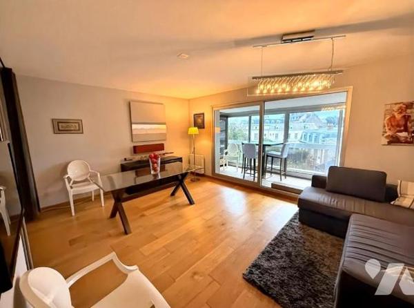 A VENDRE APPARTEMENT TYPE II LOGGIA STATIONNEMENT PRIVATIF CAVES