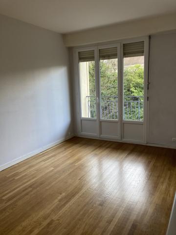 TALANT CERISIERS : T1 BIS - BALCON - CAVE