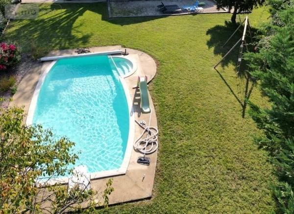 Maison à vendre à Pierrelatte dans la Drôme (26700), ref : 26060-807