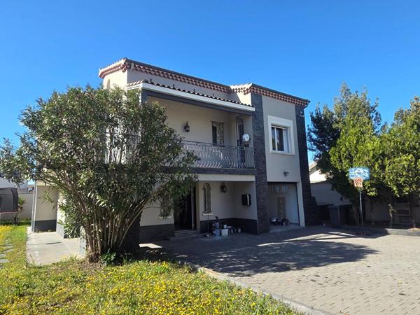 Maison Montélimar 7 pièces 181 m2